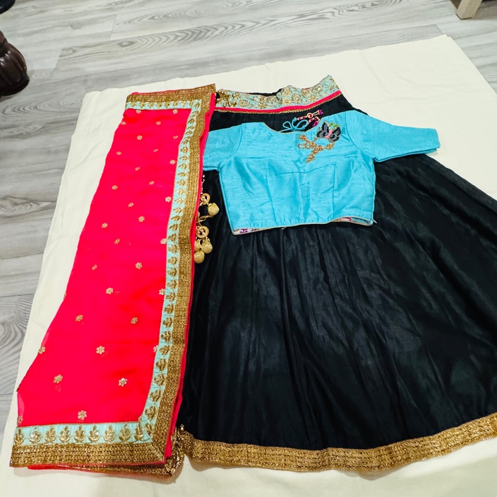 Elegant Black and Red Skirt Set